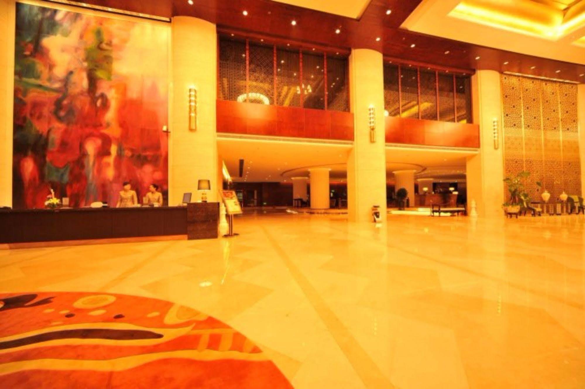 S&N Dalian Hotel المظهر الخارجي الصورة