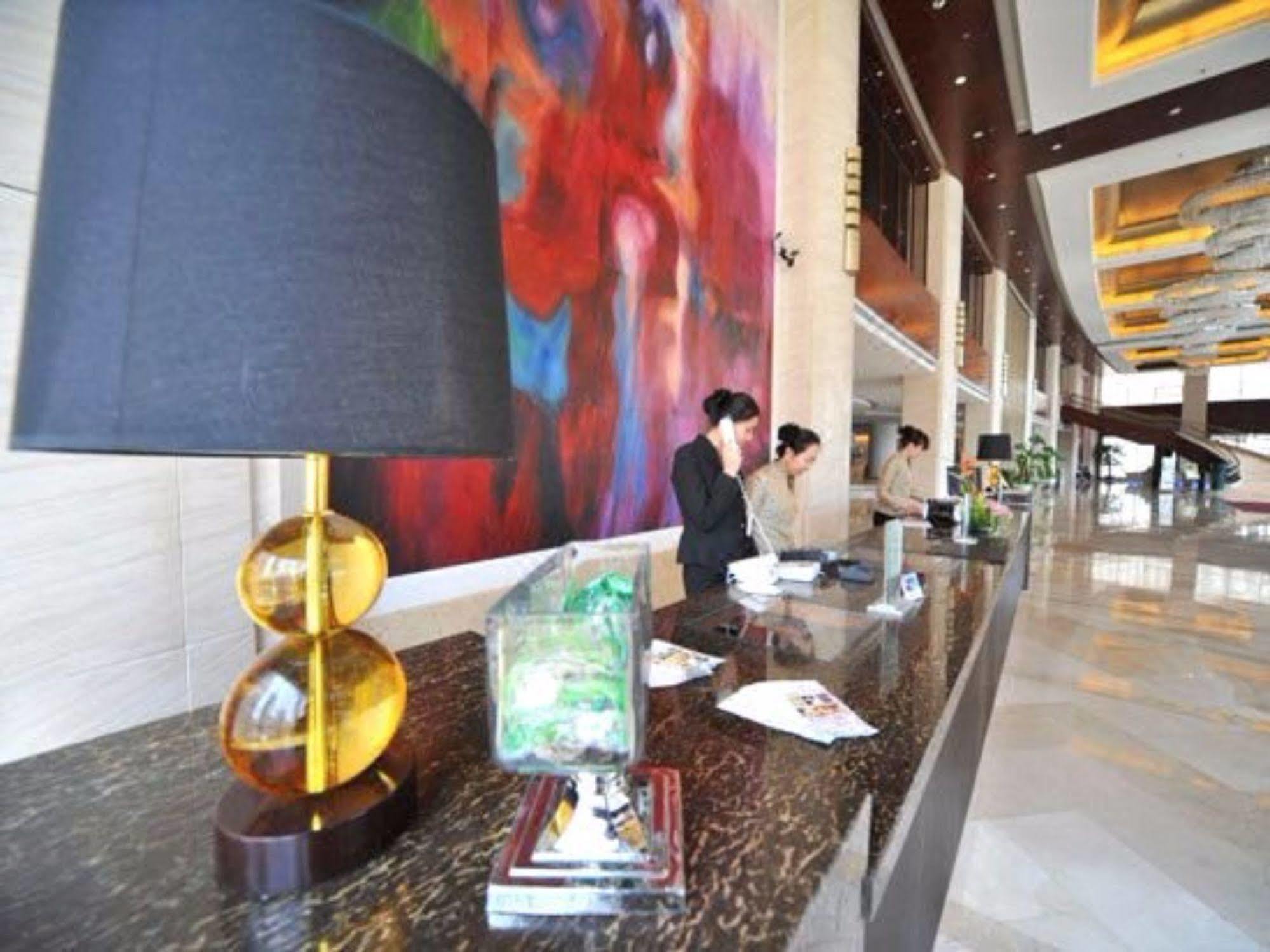S&N Dalian Hotel المظهر الخارجي الصورة