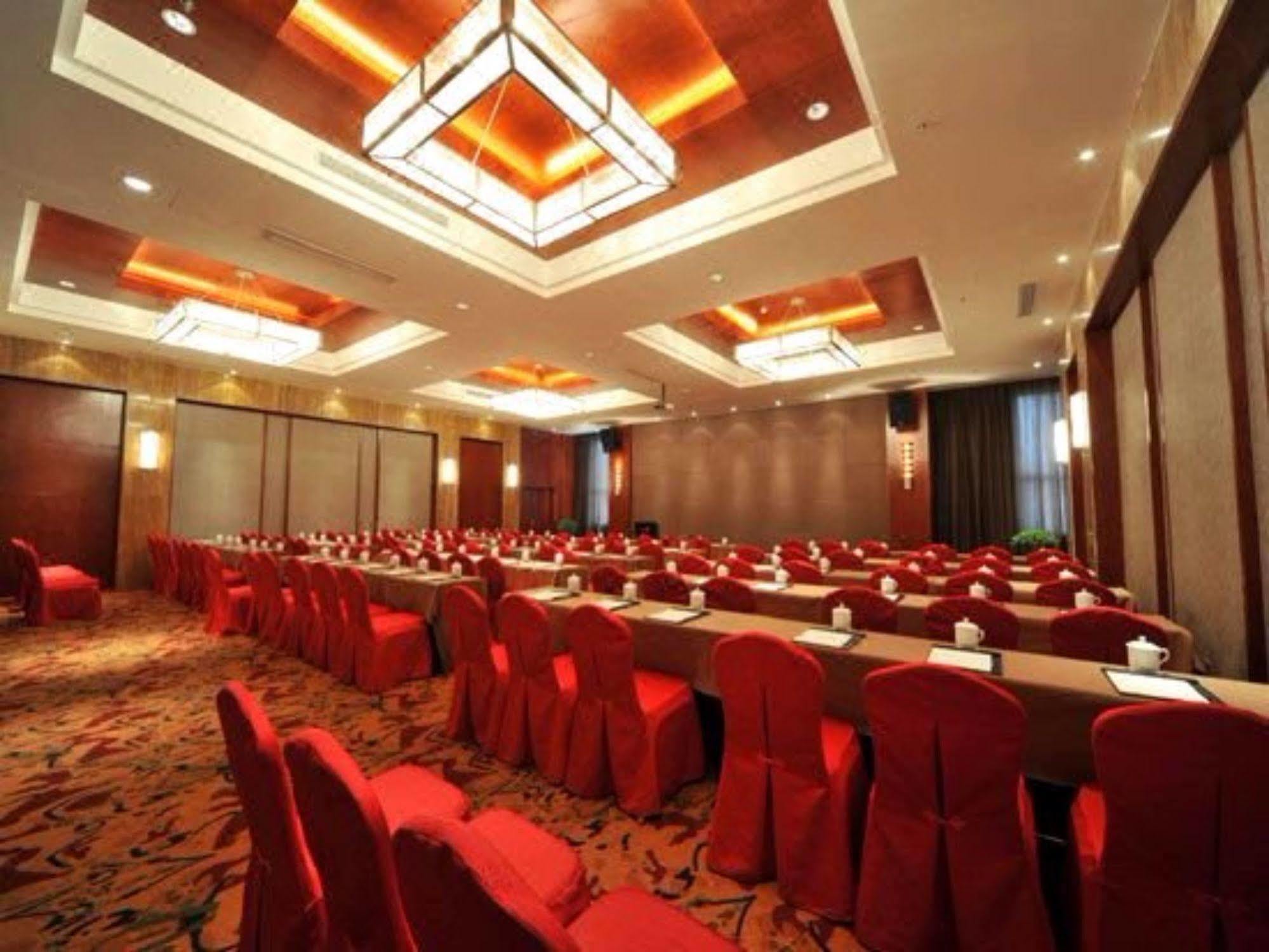 S&N Dalian Hotel المظهر الخارجي الصورة