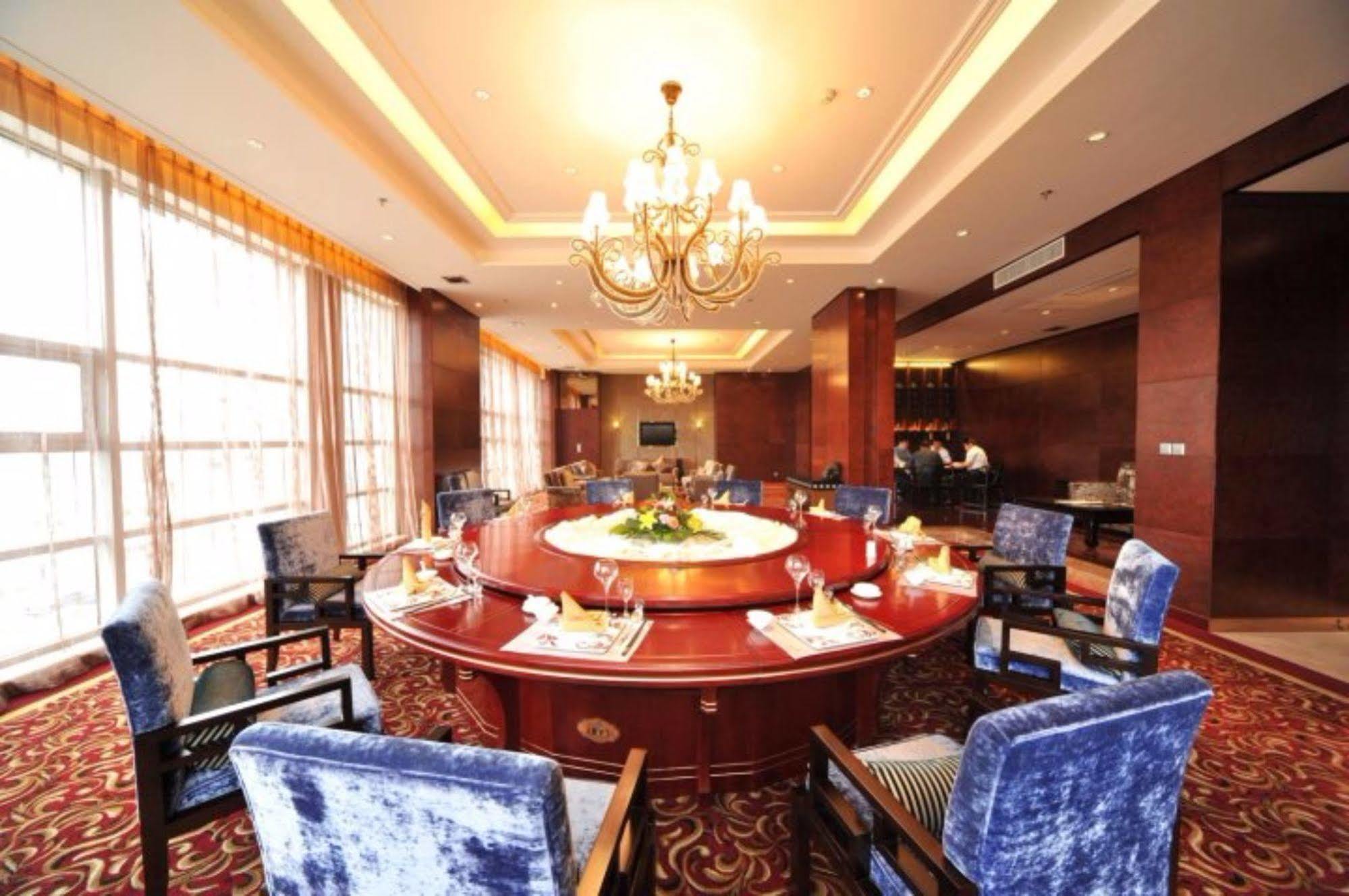 S&N Dalian Hotel المظهر الخارجي الصورة