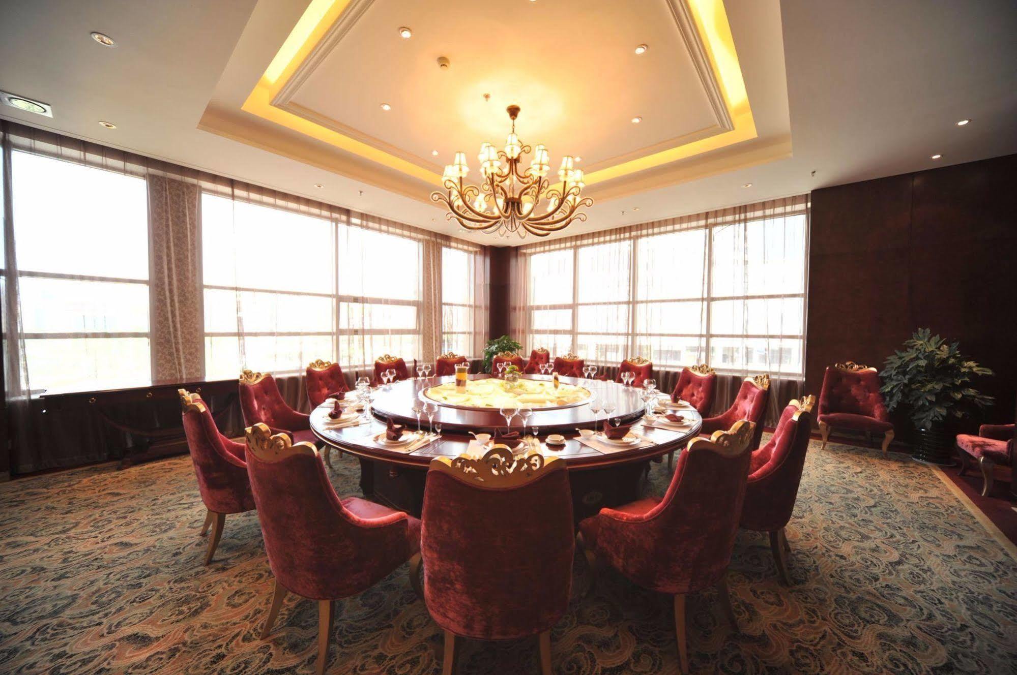 S&N Dalian Hotel المظهر الخارجي الصورة