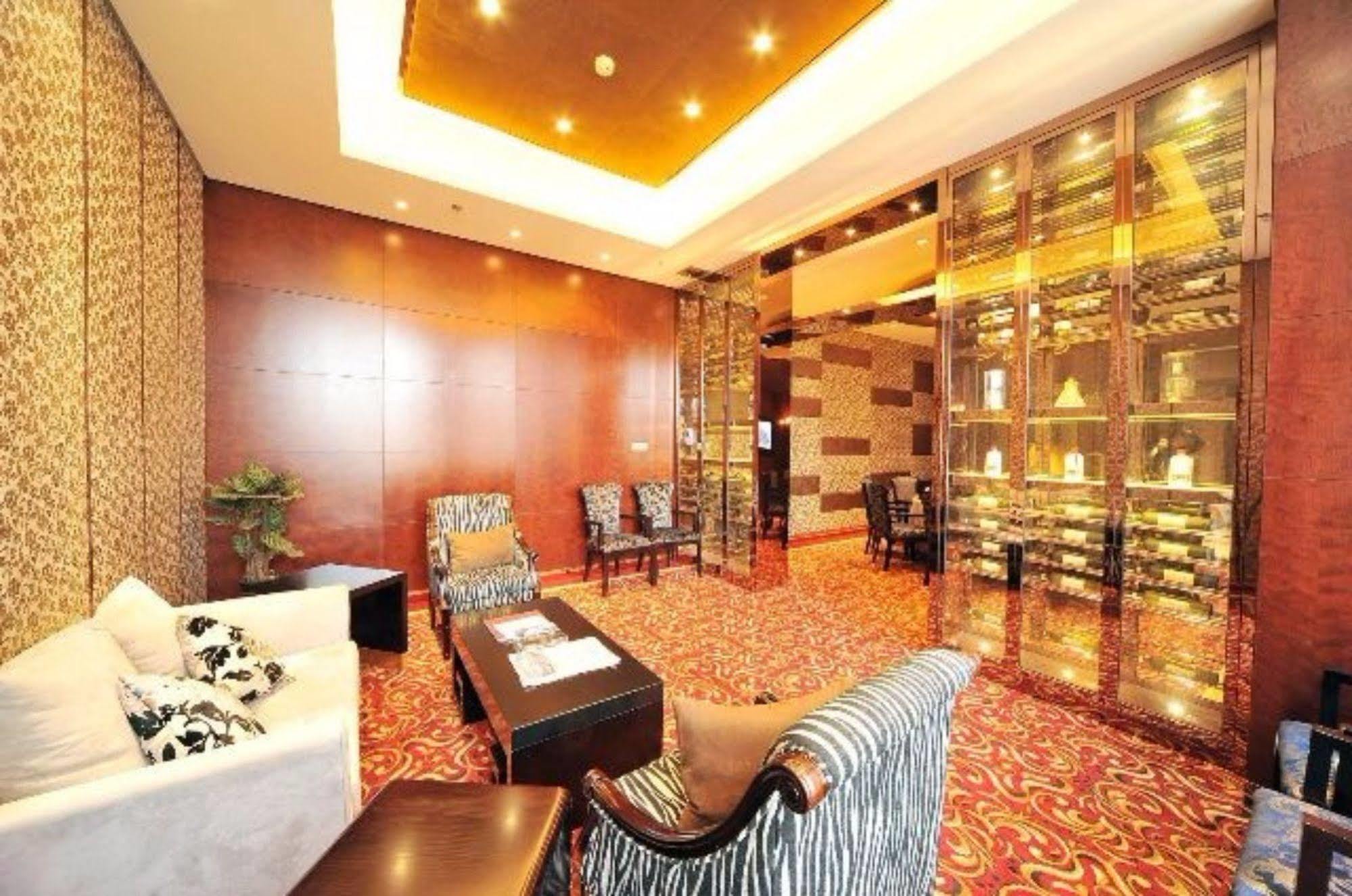 S&N Dalian Hotel المظهر الخارجي الصورة